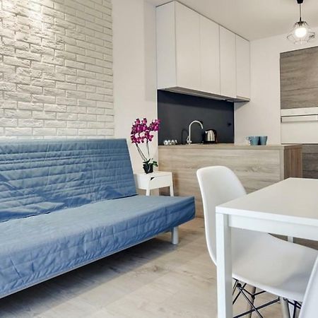 Bluebird City Center Apartment Вроцлав Екстериор снимка