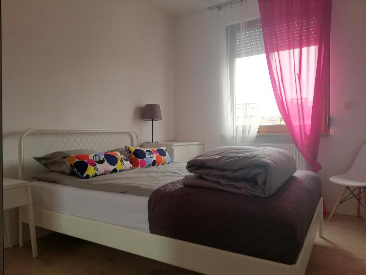 Bluebird City Center Apartment Вроцлав Екстериор снимка